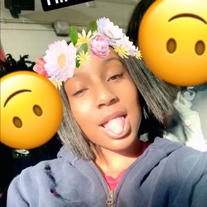 Meet your Posher, Leanay